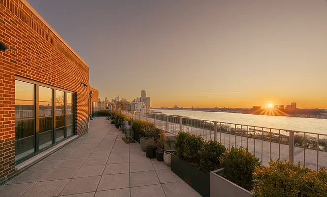 Sold by Corcoran | media 17