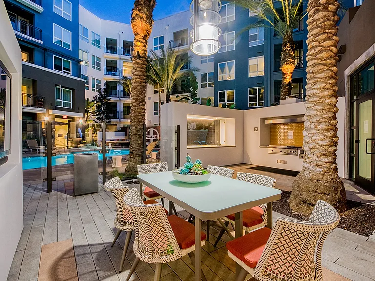 Unwind with friends and family in our amenity spaces