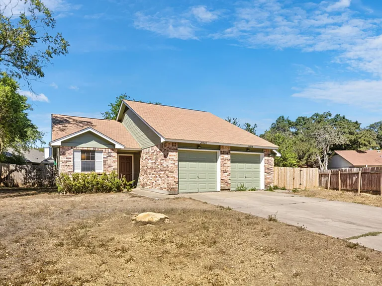 2602 Colquitt Cv #A — Photo 3