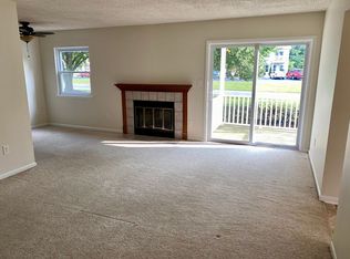 408 Cambridge Manor Dr, Scotia, NY 12302