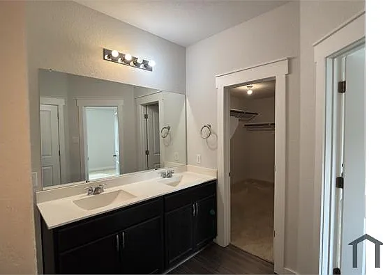 4047 Legend Mdws — Photo 13