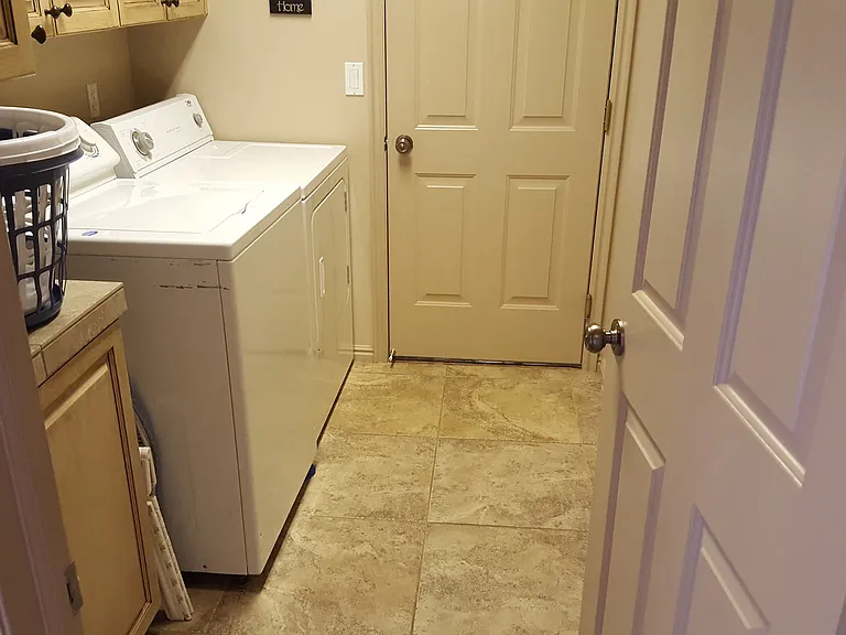 545 S Valley View Dr #102 — Photo 7