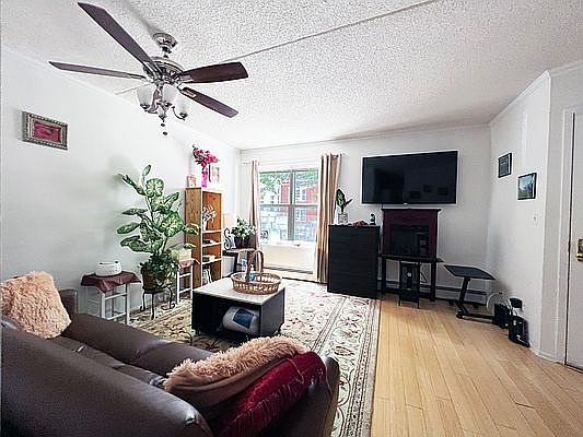 2nd image of 151 W 117th St APT 2