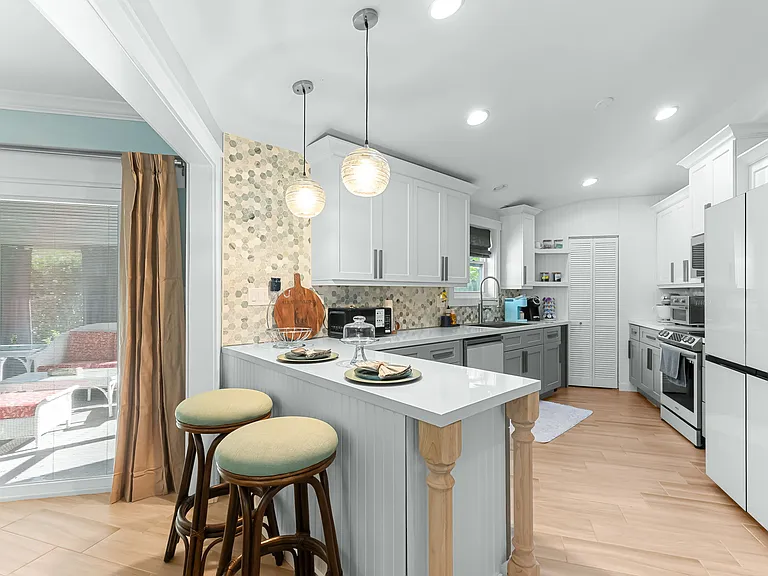 9792 Tonya Ct — Photo 6