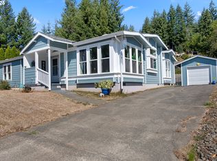 1312 W 14th St, Coquille, OR 97423