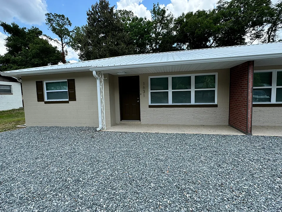 1631 NE 16th Ave