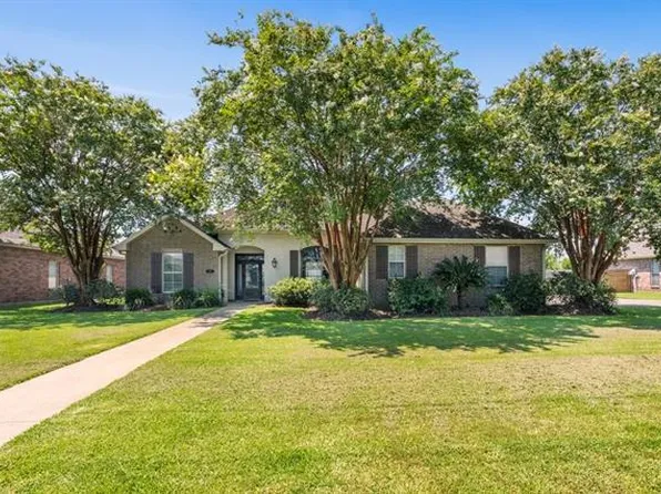 2415 Vogue Dr, Lake Charles, LA 70605