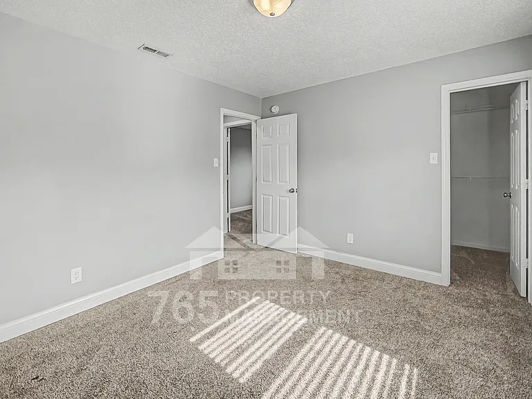 2641 Massasoit Ln — Photo 10