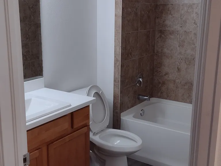 1210 Walnut Ave #1 — Photo 20