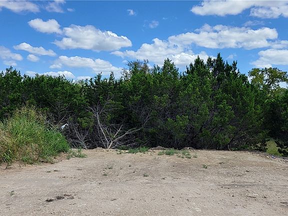 2nd image of 1433 Lindsey Dr