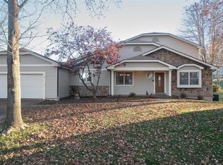 34 Champagne Dr, Lake Saint Louis, MO 63367