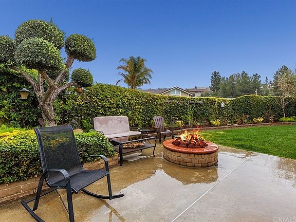 4th image of 444 S Westridge Cir