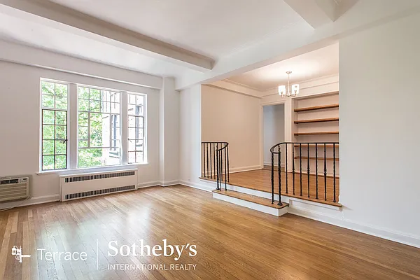 Sold by Terrace Sotheby's International Realty | media 33