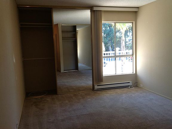 2nd image of 1519 2nd St APT D209