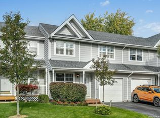 57 Sprucewood Blvd, Central Islip, NY 11722