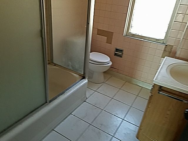 2nd image of 310 Giffin Ave