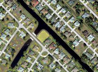 183 Bunker Rd, Rotonda West, FL 33947