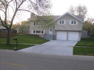 176 Fairfield Way, Bloomingdale, IL 60108