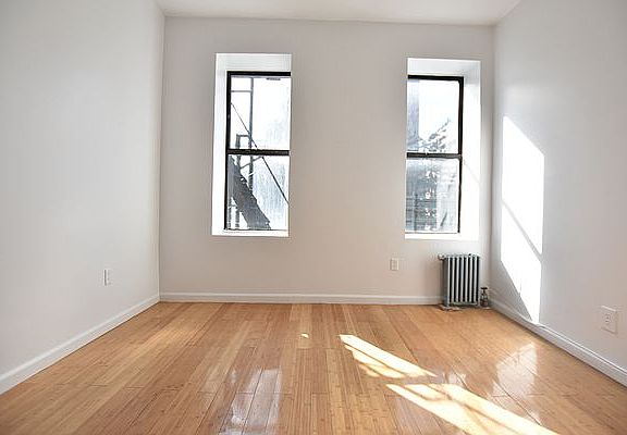 3rd image of 277 W 150th St #8C