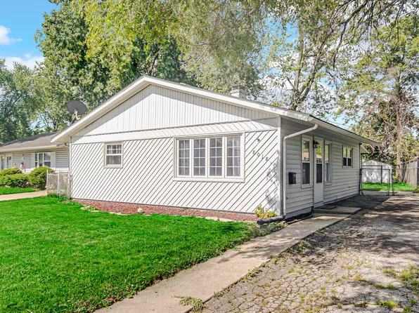 8018 Sycamore Ave, Highland, IN 46322