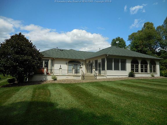 4th image of 3510 Sleepy Hollow Dr