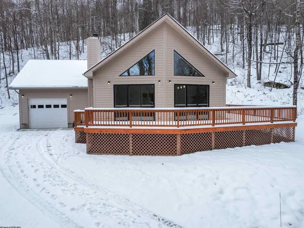 1719 Whitewater Pkwy, Bruceton Mills, WV 26525