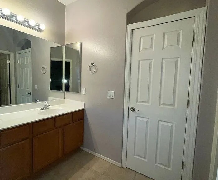 17714 W Marshall Ln — Photo 13