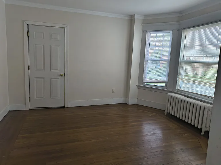 160 Main St — Photo 11