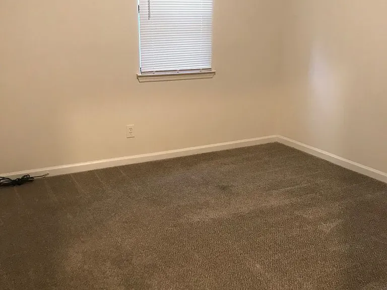 8825 W Hills Ct — Photo 11