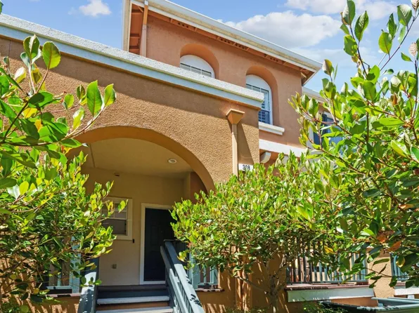 308 Louis Ln, Redwood City, CA 94063