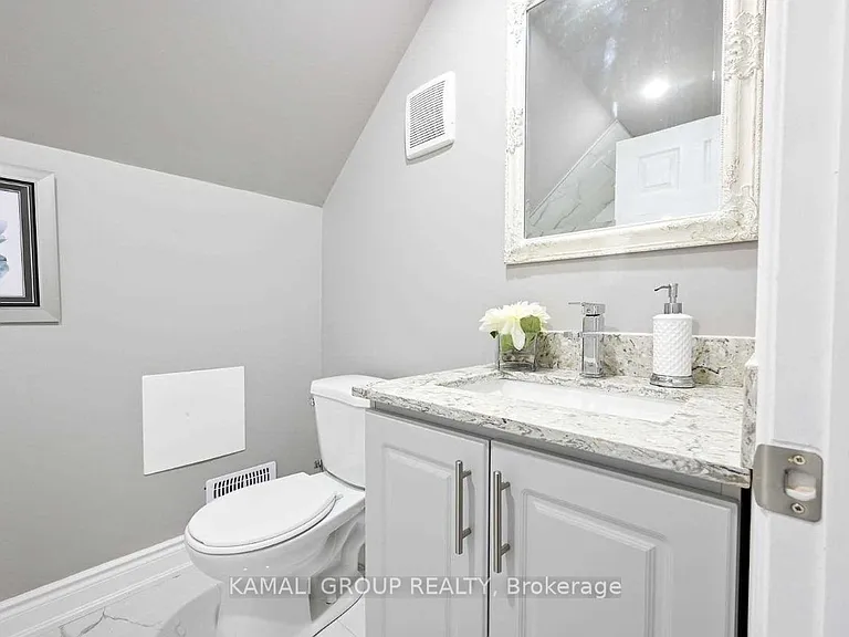 39 Walter Ave S #MAIN — Photo 17