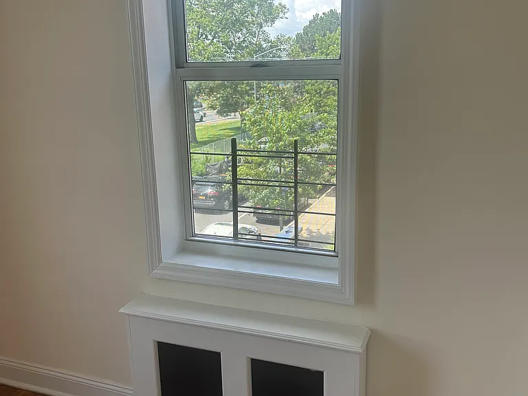1461 Shore Pkwy #2H — Photo 3