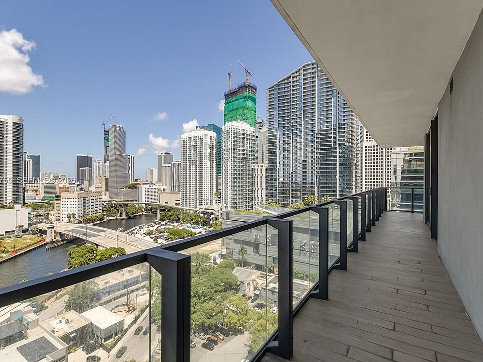 1st image of 88 SW 7th St APT 1511