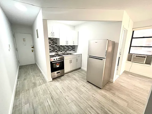 Rented by Hirsch Enterprises Incorporated | media 9