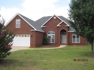228 Sedgebrooke Dr, Warner Robins, GA 31088