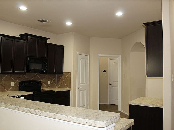 5th image of 3814 Spring Run Ln