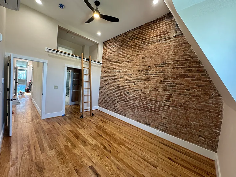 2031 Maryland Ave #3 — Photo 13