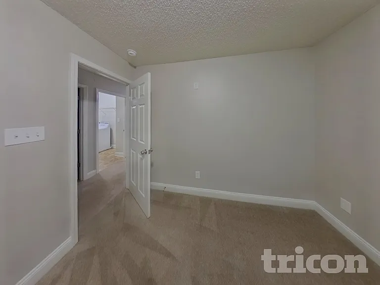 13706 Traherne Ct — Photo 15