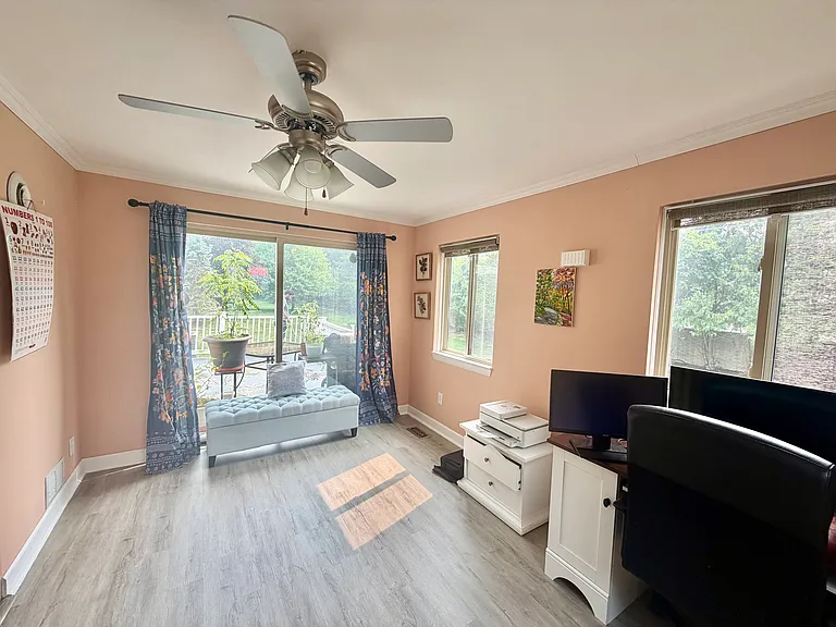 24605 Millcreek Dr — Photo 9