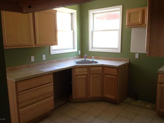 5th image of 11 Elmwood St NW