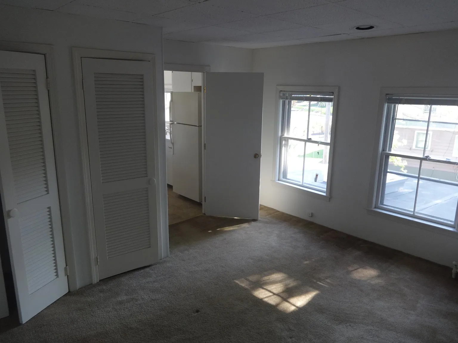 Montvale Ave, Woburn — Photo 3