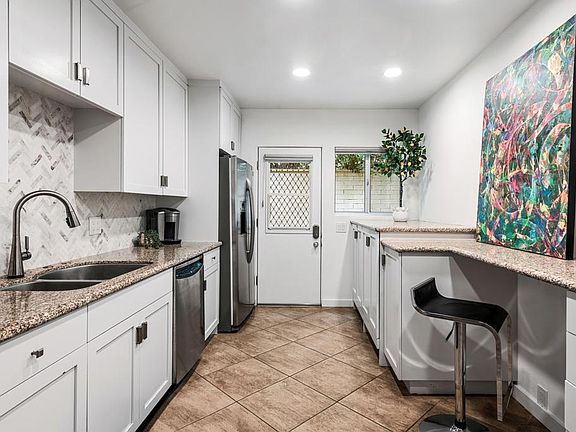 5th image of 500 Arenas Rd #4