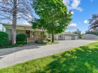 13928 Gayville Rd, La Salle, MI 48145