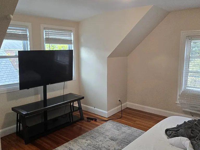 55 Rockland Ave #2 — Photo 8