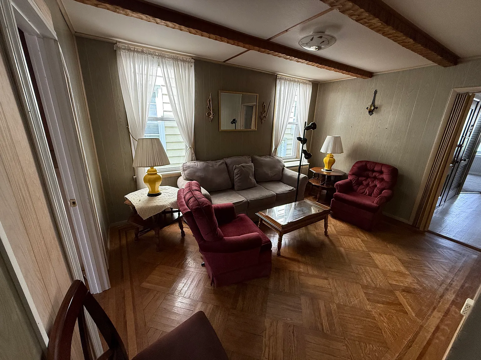 3 bed, $2,950 — Photo 2