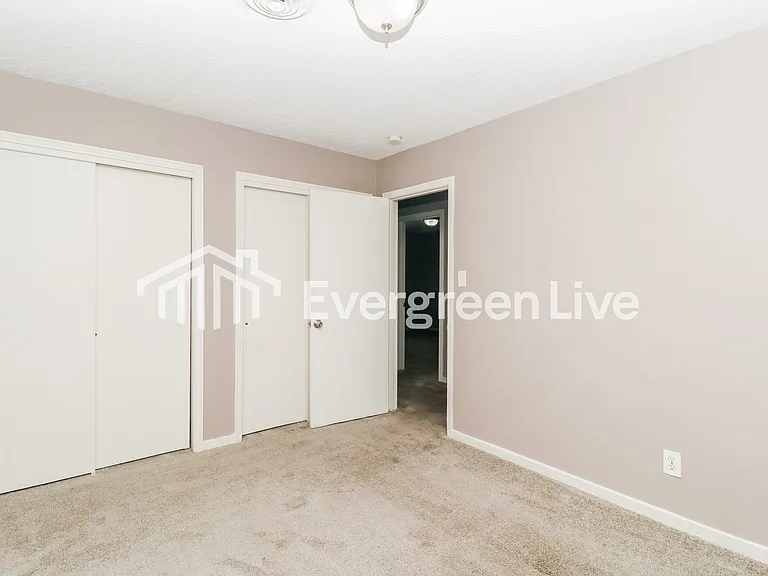 341 Forest Ave — Photo 8