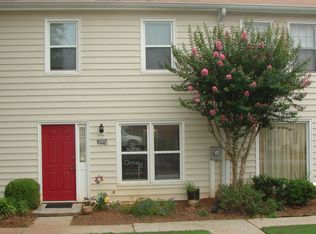 203 Holcomb Ferry Rd, Roswell, GA 30076