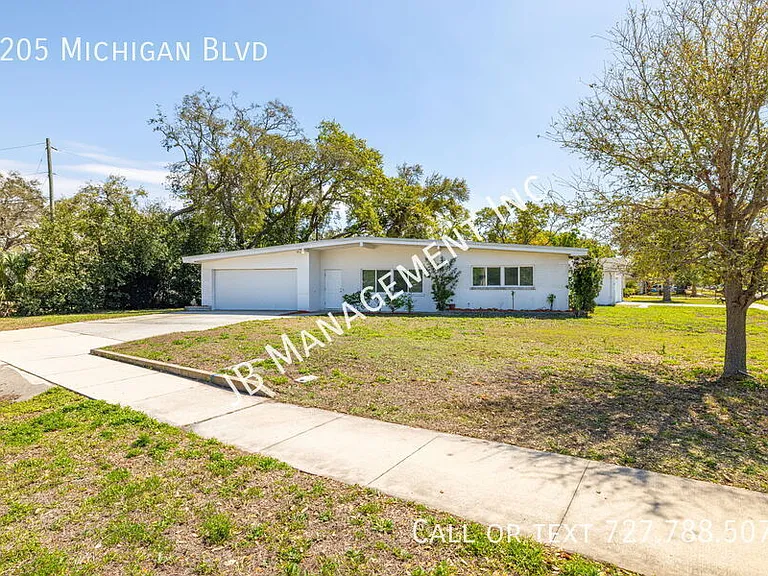 1205 Michigan Blvd — Photo 2