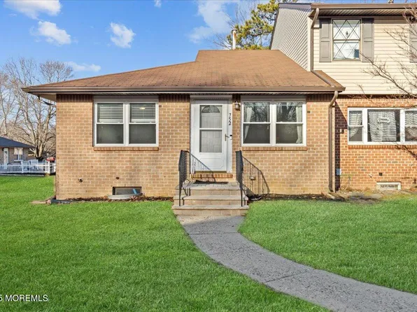 752 Kevin Court, Brick, NJ 08724
