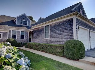 97 Ferry Landing Cir, Portsmouth, RI 02871